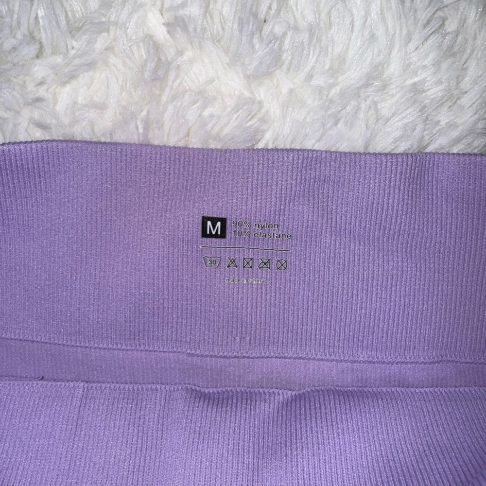 Amazon One-Shoulder Lavender Ribbed Active Set - Picture 5 of 5